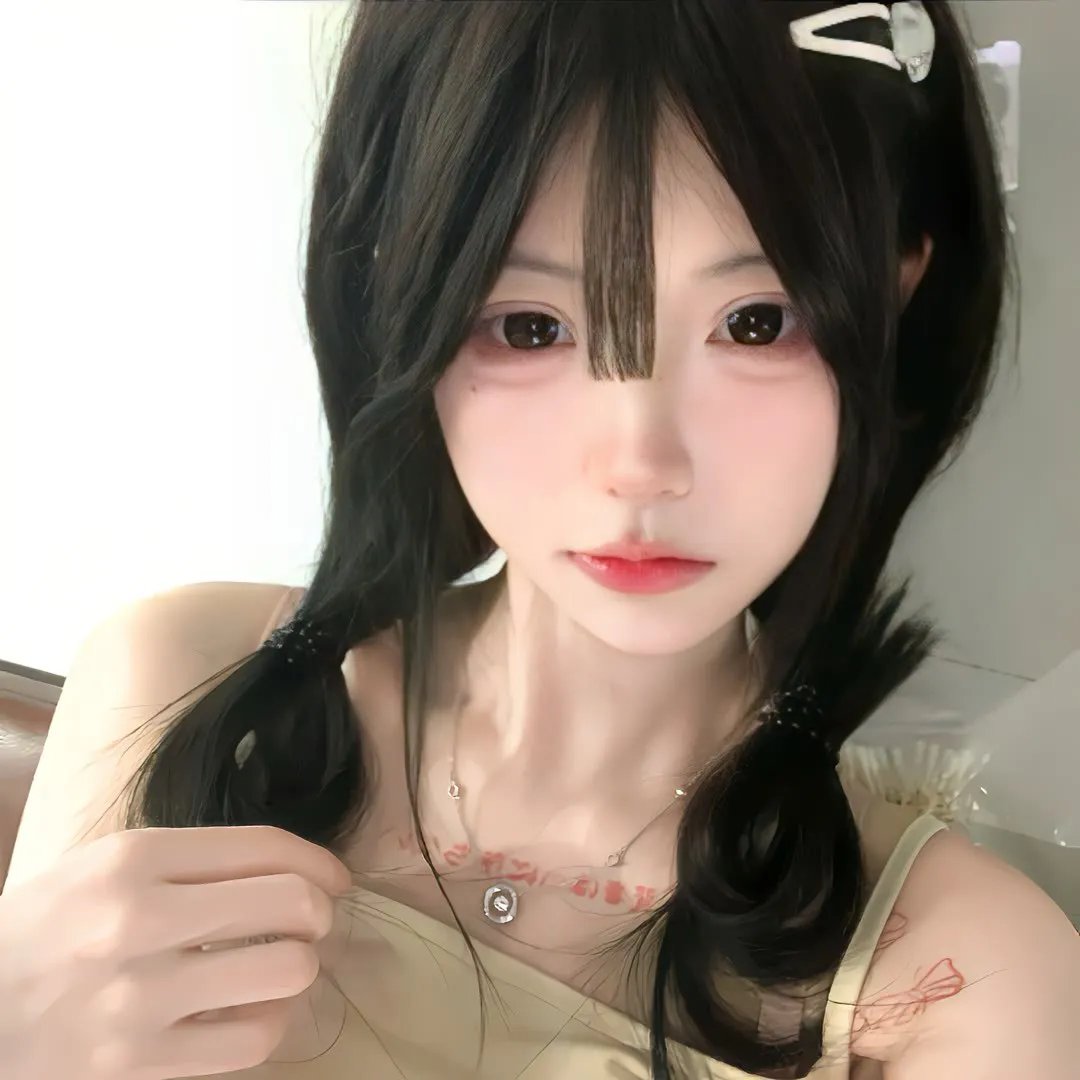 玛丽莲有深黑之眸
